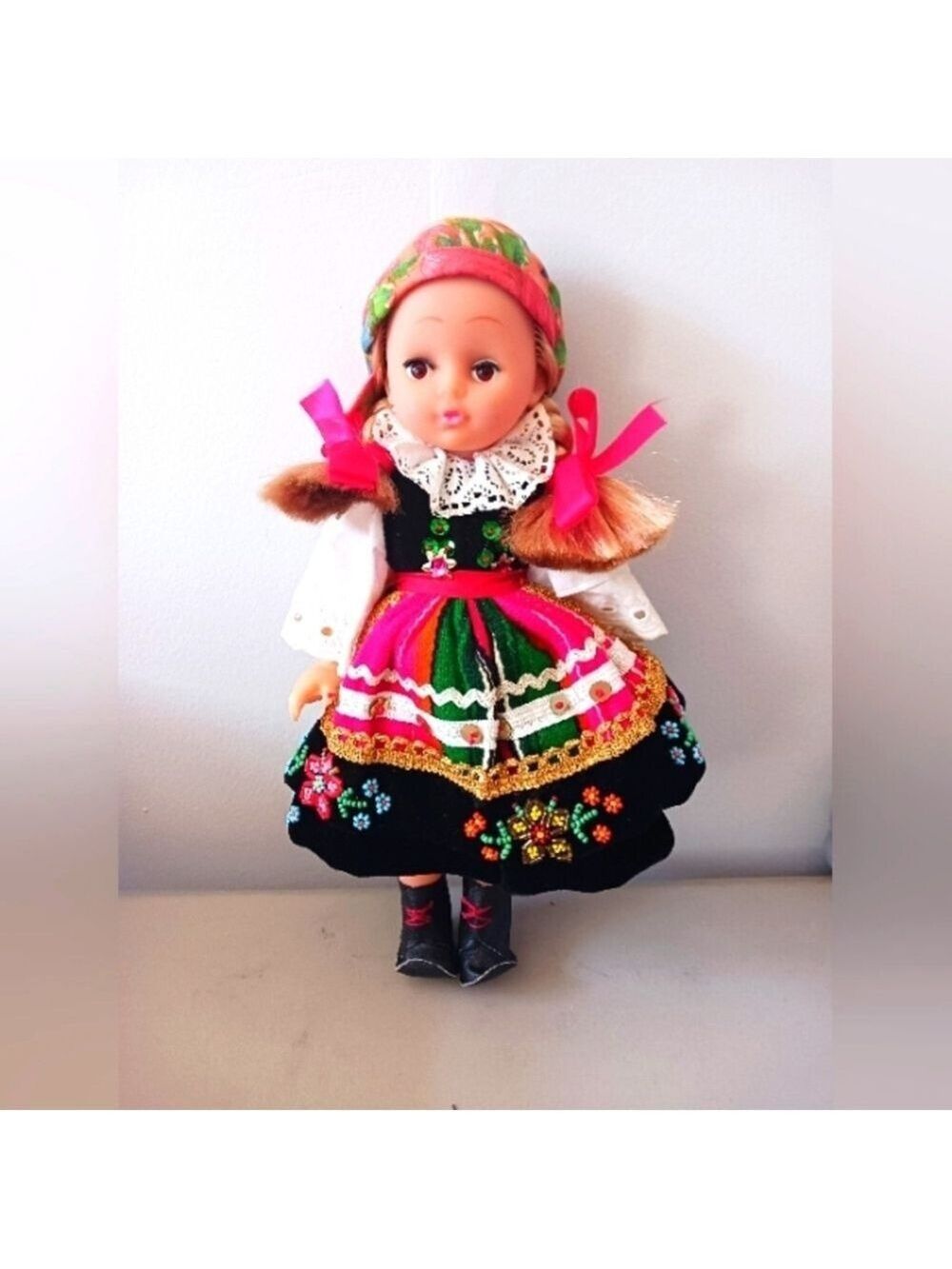 Vintage Polish Girl Doll EUC 11 inches high.